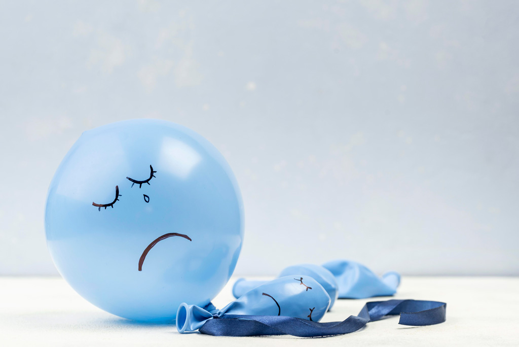 sad-balloon-with-copy-space-for-blue-monday 8 способов как избавиться от депрессии посредством физических упражнений